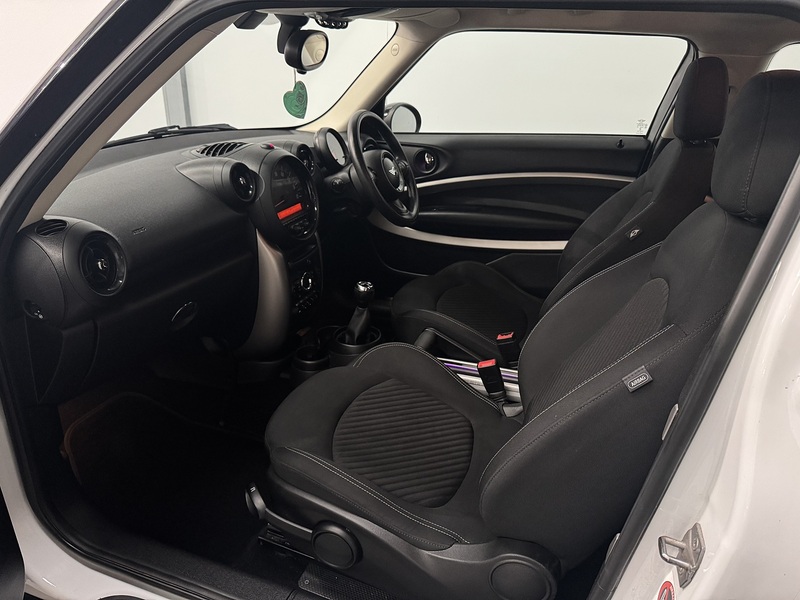 MINI Paceman 1.6 Cooper SUV 3dr Petrol Manual Euro 5 (s/s) (122 ps) - U369