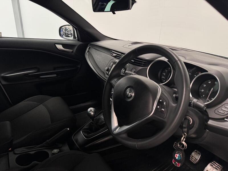 Alfa Romeo Giulietta 1.4 TB Sport Hatchback 5dr Petrol Manual Euro 6 (s/s) (120 bhp) - U447