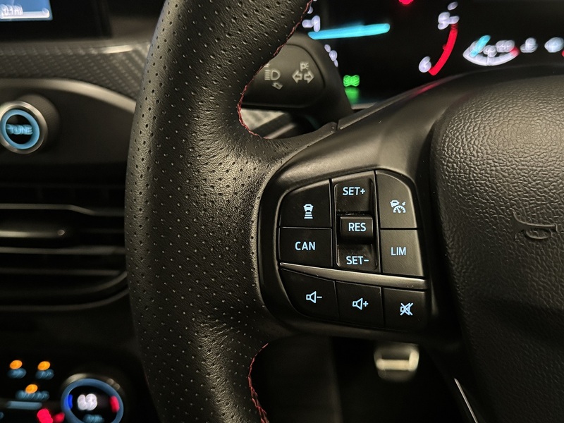 Ford Focus 1.5 EcoBlue ST-Line X Estate 5dr Diesel Manual Euro 6 (s/s) (120 ps) - U504