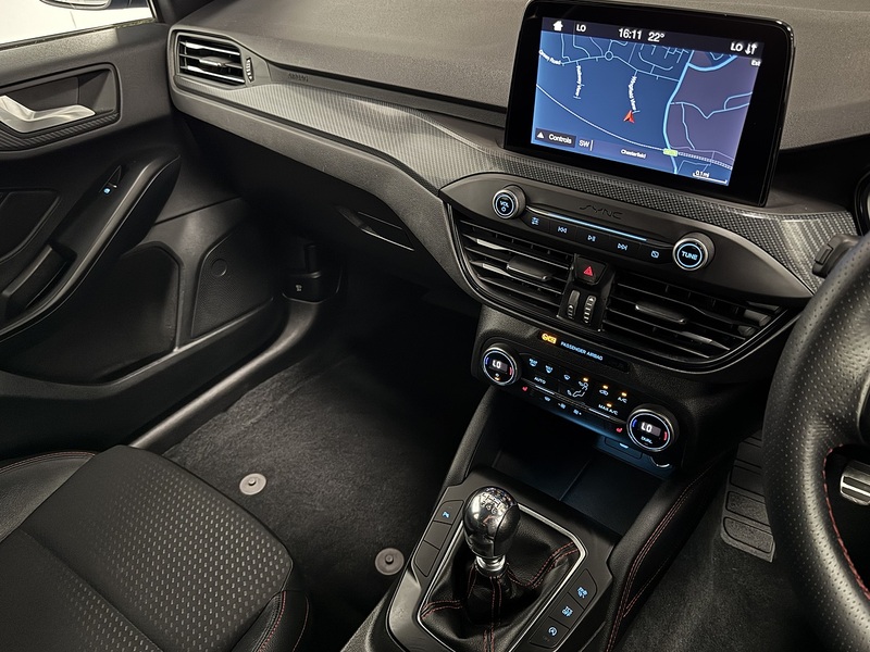 Ford Focus 1.5 EcoBlue ST-Line X Estate 5dr Diesel Manual Euro 6 (s/s) (120 ps) - U504