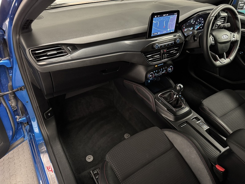 Ford Focus 1.5 EcoBlue ST-Line X Estate 5dr Diesel Manual Euro 6 (s/s) (120 ps) - U504