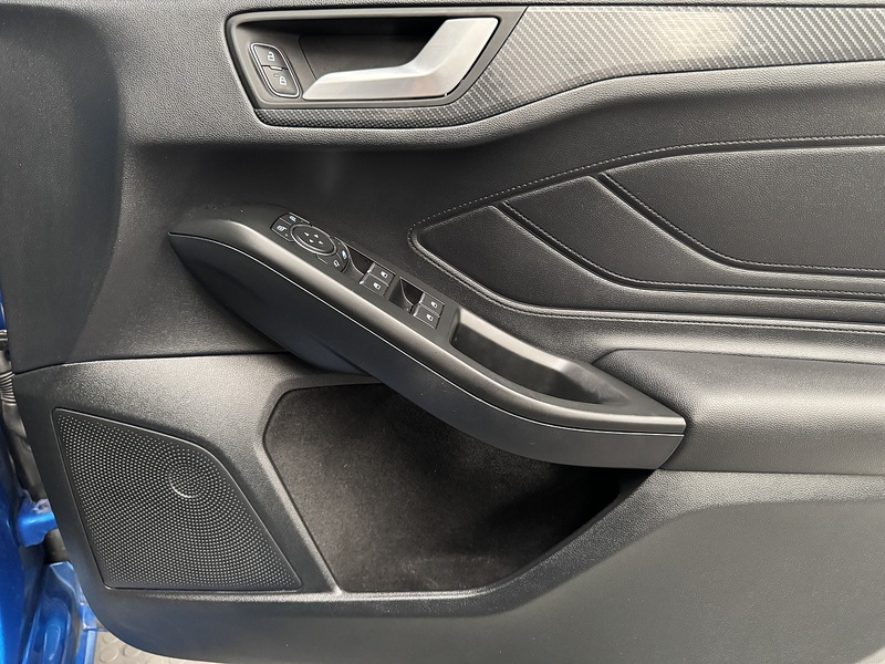 Ford Focus 1.5 EcoBlue ST-Line X Estate 5dr Diesel Manual Euro 6 (s/s) (120 ps) - U504