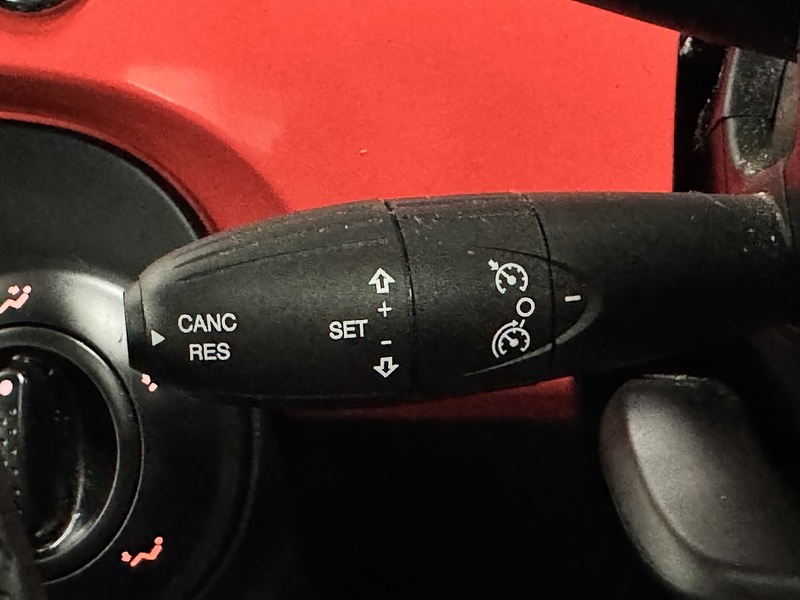 Fiat 500 1.0 MHEV Hatchback 3dr Petrol Manual Euro 6 (s/s) (70 bhp) - U542