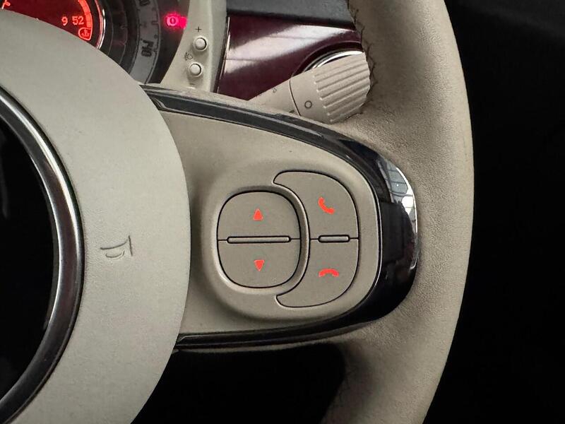 Fiat 500 1.2 Lounge Hatchback 3dr Petrol Manual Euro 6 (s/s) (69 bhp) - U581