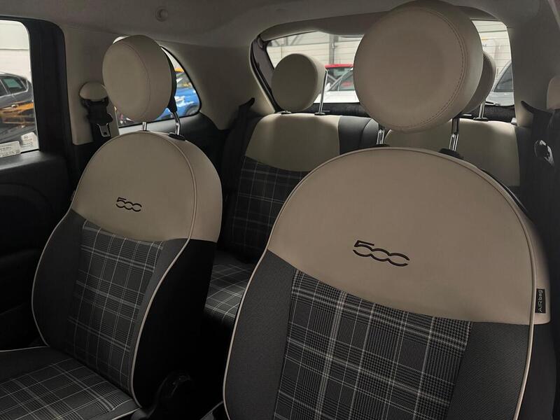 Fiat 500 1.2 Lounge Hatchback 3dr Petrol Manual Euro 6 (s/s) (69 bhp) - U581