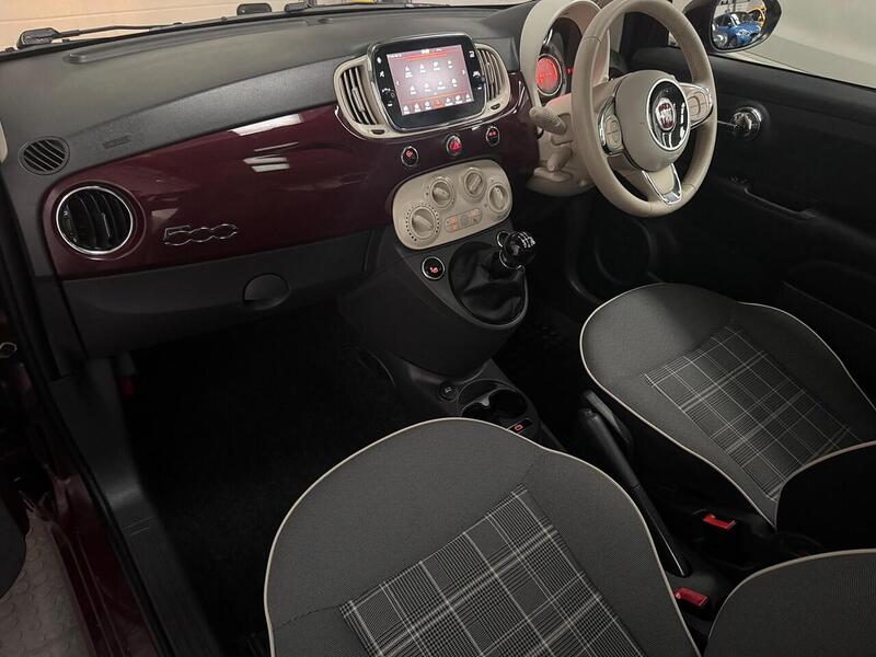 Fiat 500 1.2 Lounge Hatchback 3dr Petrol Manual Euro 6 (s/s) (69 bhp) - U581