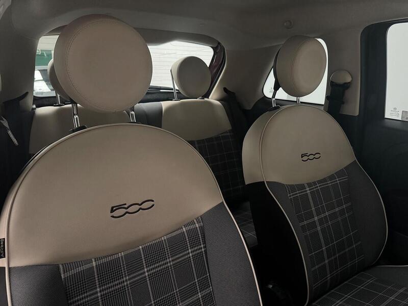 Fiat 500 1.2 Lounge Hatchback 3dr Petrol Manual Euro 6 (s/s) (69 bhp) - U581