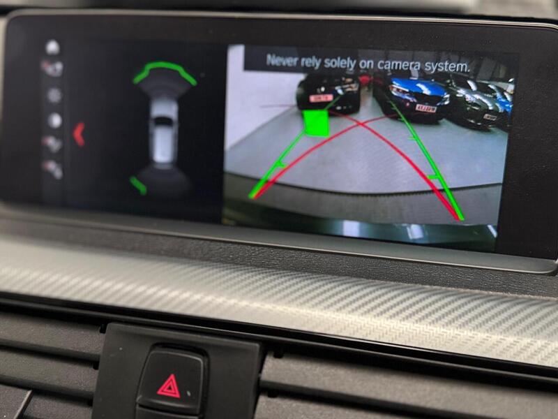 BMW 3 Series 3.0 335d M Sport Shadow Edition Touring 5dr Diesel Auto xDrive Euro 6 (s/s) (313 ps) - U584