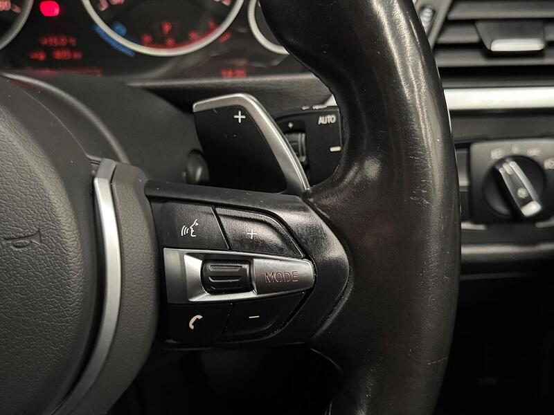 BMW 3 Series 3.0 335d M Sport Shadow Edition Touring 5dr Diesel Auto xDrive Euro 6 (s/s) (313 ps) - U584