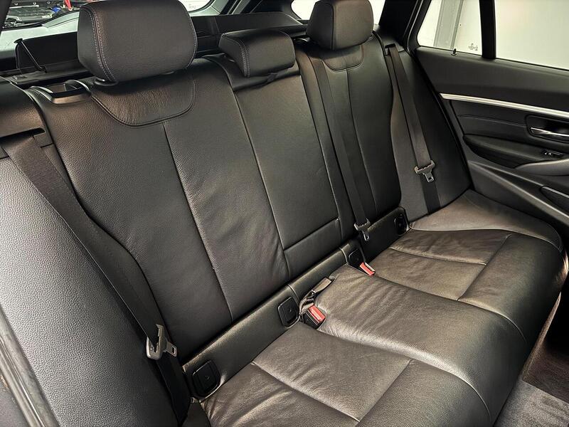 BMW 3 Series 3.0 335d M Sport Shadow Edition Touring 5dr Diesel Auto xDrive Euro 6 (s/s) (313 ps) - U584