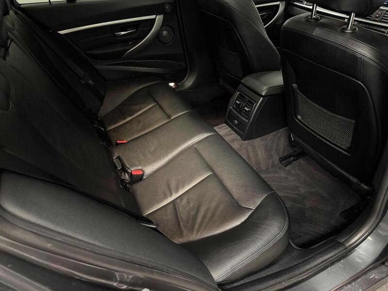 BMW 3 Series 3.0 335d M Sport Shadow Edition Touring 5dr Diesel Auto xDrive Euro 6 (s/s) (313 ps) - U584