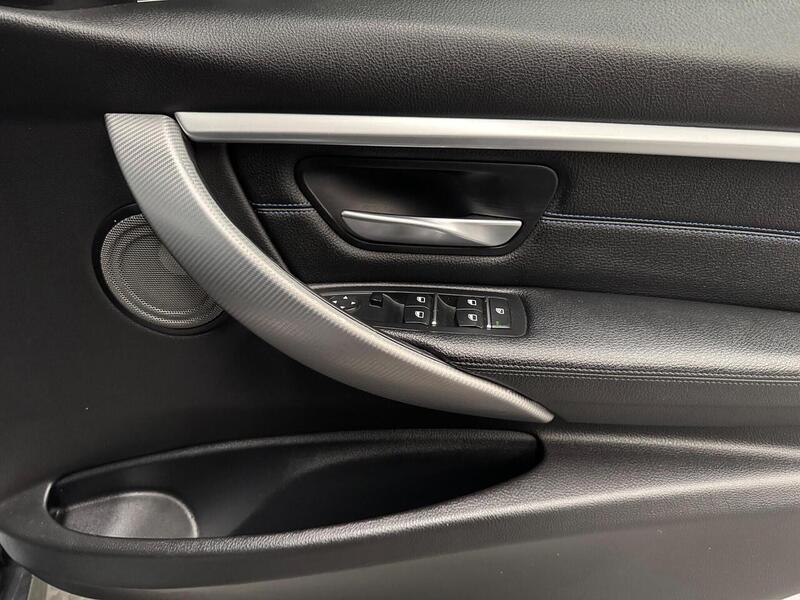 BMW 3 Series 3.0 335d M Sport Shadow Edition Touring 5dr Diesel Auto xDrive Euro 6 (s/s) (313 ps) - U584