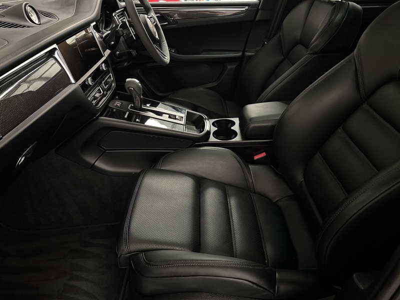 Porsche Macan 2.9T V6 GTS SUV 5dr Petrol PDK 4WD Euro 6 (s/s) (440 ps) - U586