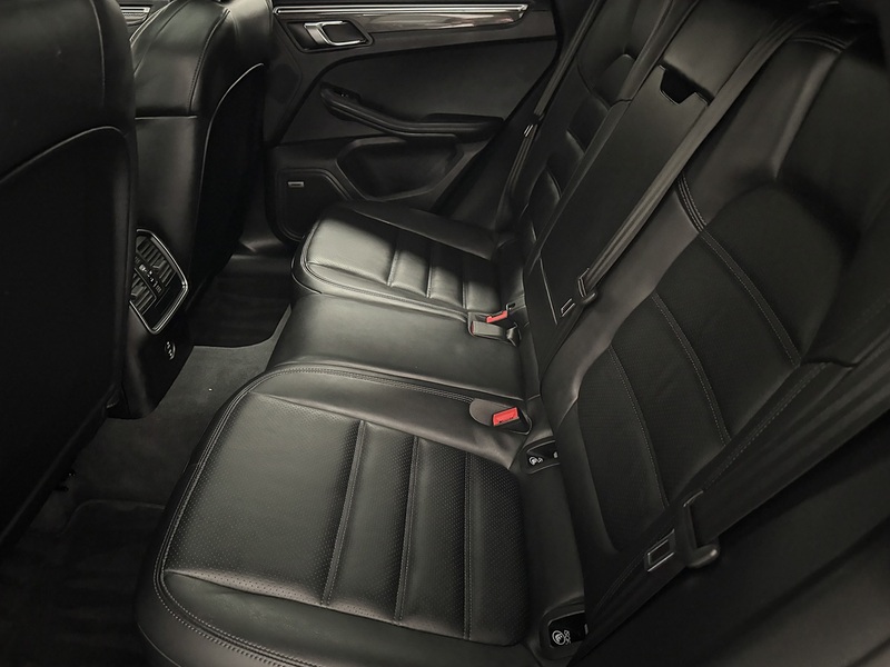 Porsche Macan 2.9T V6 GTS SUV 5dr Petrol PDK 4WD Euro 6 (s/s) (440 ps) - U586