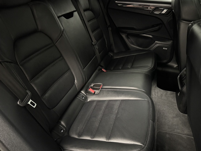 Porsche Macan 2.9T V6 GTS SUV 5dr Petrol PDK 4WD Euro 6 (s/s) (440 ps) - U586