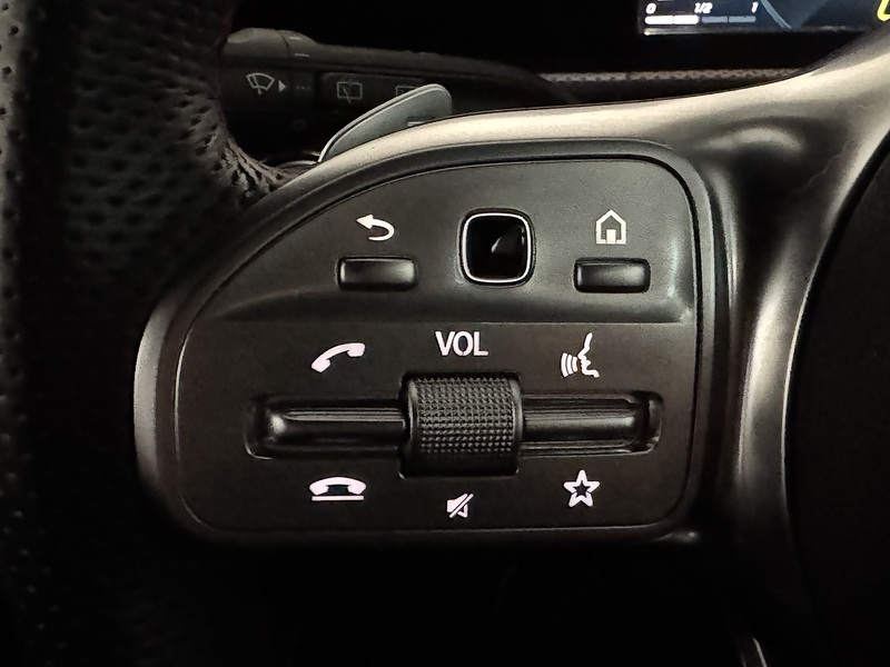 Mercedes-Benz A Class 2.0 A220d AMG Line Hatchback 5dr Diesel 8G-DCT Euro 6 (s/s) (190 ps) - U590