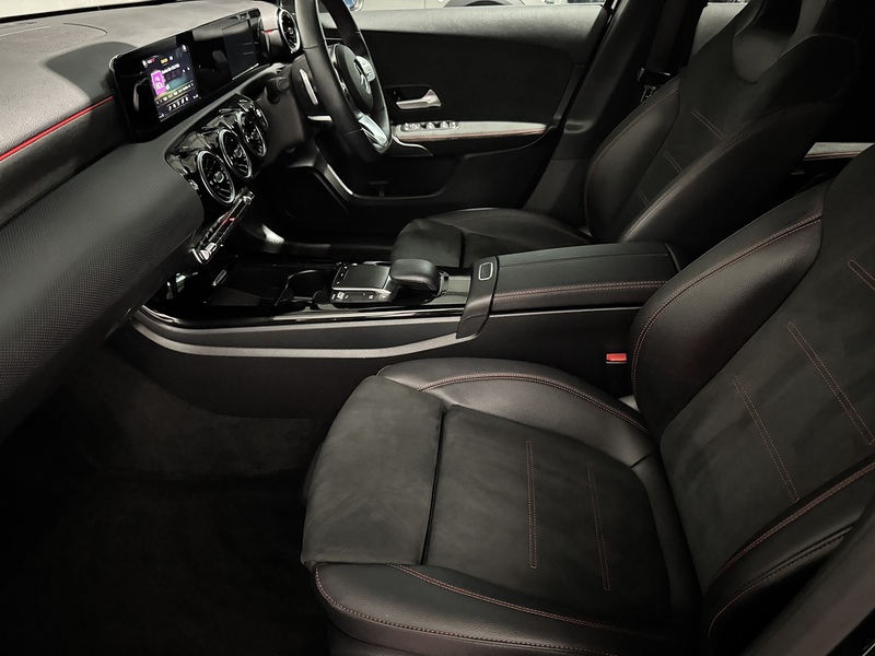 Mercedes-Benz A Class 2.0 A220d AMG Line Hatchback 5dr Diesel 8G-DCT Euro 6 (s/s) (190 ps) - U590