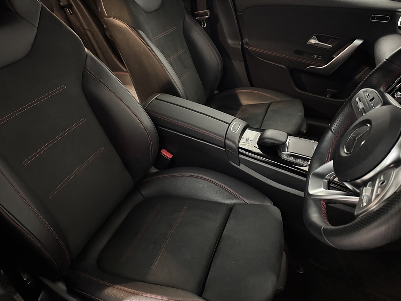 Mercedes-Benz A Class 2.0 A220d AMG Line Hatchback 5dr Diesel 8G-DCT Euro 6 (s/s) (190 ps) - U590