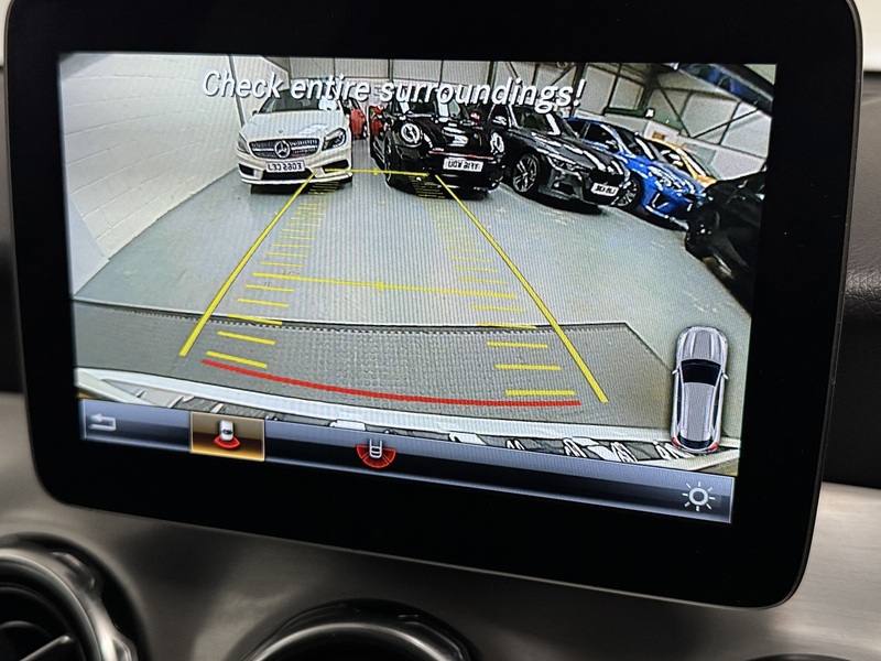 Mercedes-Benz GLA 2.1 GLA220d AMG Line (Premium) SUV 5dr Diesel 7G-DCT 4MATIC Euro 6 (s/s) (177 ps) - U591