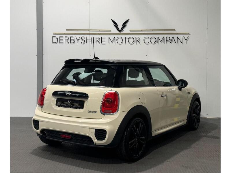 MINI Hatch 1.5 Cooper Hatchback 3dr Petrol Manual Euro 6 (s/s) (136 ps) - U605