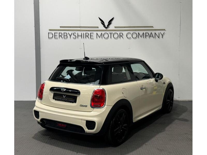 MINI Hatch 1.5 Cooper Hatchback 3dr Petrol Manual Euro 6 (s/s) (136 ps) - U605