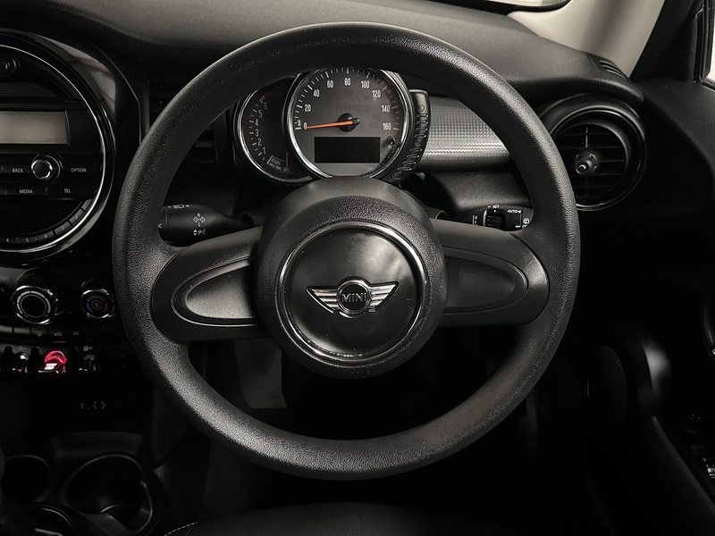 MINI Hatch 1.5 Cooper Hatchback 3dr Petrol Manual Euro 6 (s/s) (136 ps) - U605