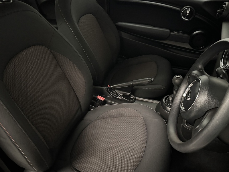 MINI Hatch 1.5 Cooper Hatchback 3dr Petrol Manual Euro 6 (s/s) (136 ps) - U605
