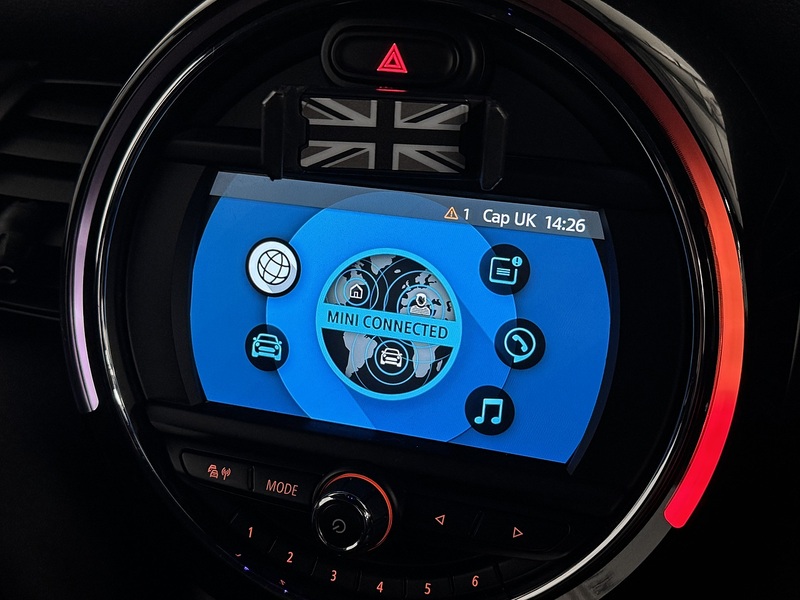 MINI Hatch 1.5 Cooper Sport Hatchback 3dr Petrol Manual Euro 6 (s/s) (136 ps) - U611