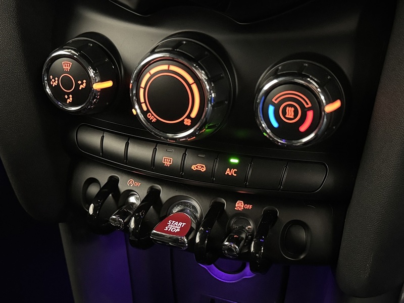 MINI Hatch 1.5 Cooper Sport Hatchback 3dr Petrol Manual Euro 6 (s/s) (136 ps) - U611