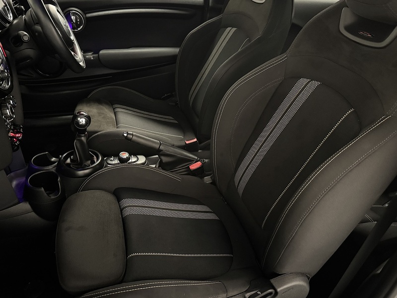 MINI Hatch 1.5 Cooper Sport Hatchback 3dr Petrol Manual Euro 6 (s/s) (136 ps) - U611