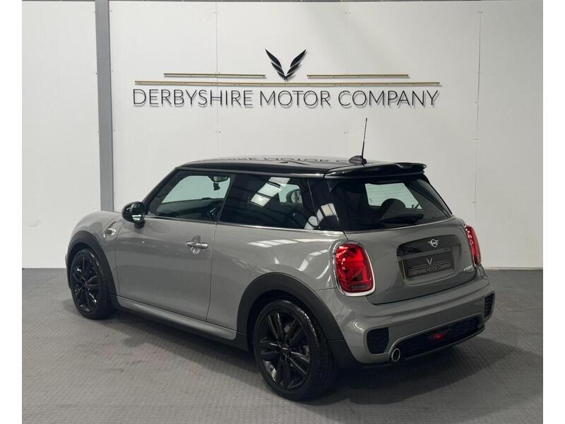 MINI Hatch 1.5 Cooper Sport Hatchback 3dr Petrol Manual Euro 6 (s/s) (136 ps) - U611