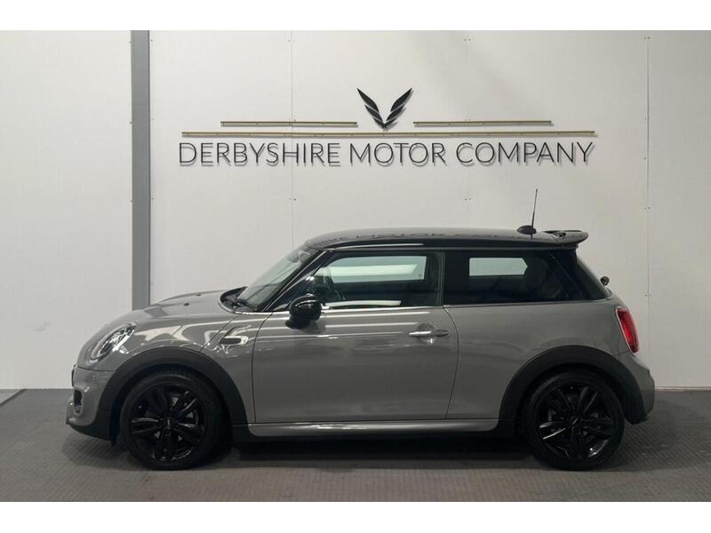 MINI Hatch 1.5 Cooper Sport Hatchback 3dr Petrol Manual Euro 6 (s/s) (136 ps) - U611