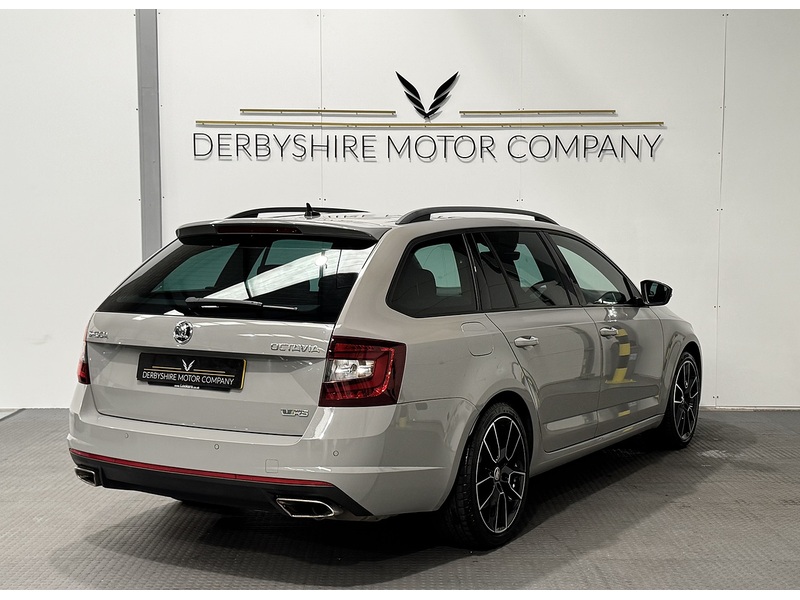 Skoda Octavia 2.0 TSI GPF vRS Estate 5dr Petrol DSG Euro 6 (s/s) (245 ps) - U617