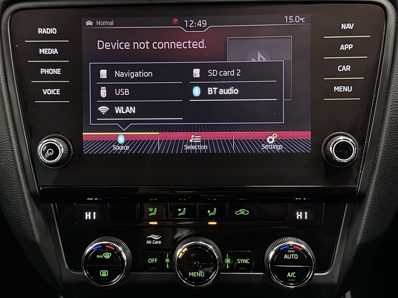 Skoda Octavia 2.0 TSI GPF vRS Estate 5dr Petrol DSG Euro 6 (s/s) (245 ps) - U617