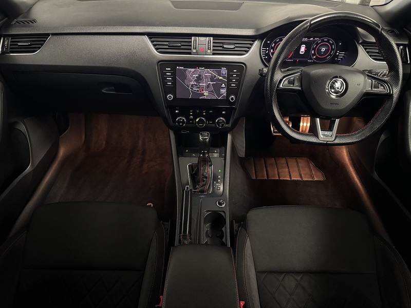 Skoda Octavia 2.0 TSI GPF vRS Estate 5dr Petrol DSG Euro 6 (s/s) (245 ps) - U617