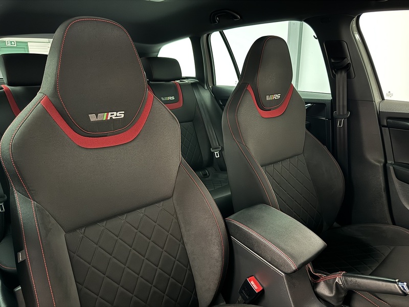 Skoda Octavia 2.0 TSI GPF vRS Estate 5dr Petrol DSG Euro 6 (s/s) (245 ps) - U617