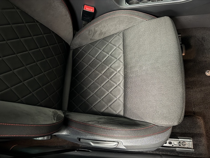 Skoda Octavia 2.0 TSI GPF vRS Estate 5dr Petrol DSG Euro 6 (s/s) (245 ps) - U617