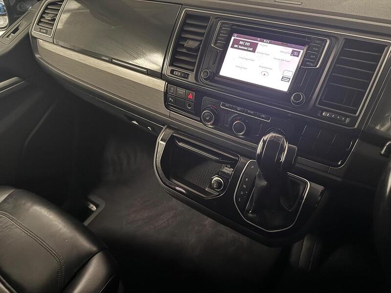 Volkswagen Caravelle 2.0 BiTDI BlueMotion Tech SE MPV 5dr Diesel DSG Euro 6 (s/s) (204 ps) - U620