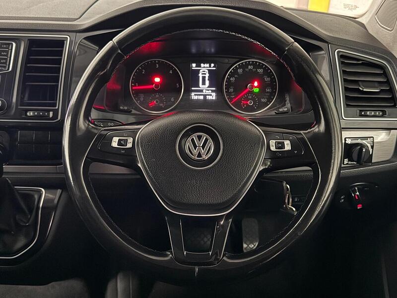 Volkswagen Caravelle 2.0 BiTDI BlueMotion Tech SE MPV 5dr Diesel DSG Euro 6 (s/s) (204 ps) - U620