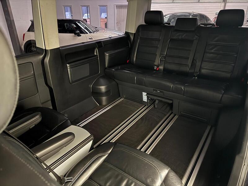 Volkswagen Caravelle 2.0 BiTDI BlueMotion Tech SE MPV 5dr Diesel DSG Euro 6 (s/s) (204 ps) - U620