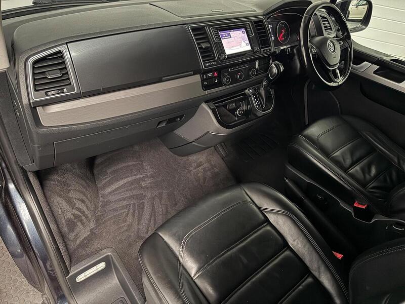 Volkswagen Caravelle 2.0 BiTDI BlueMotion Tech SE MPV 5dr Diesel DSG Euro 6 (s/s) (204 ps) - U620