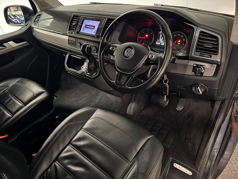 Volkswagen Caravelle 2.0 BiTDI BlueMotion Tech SE MPV 5dr Diesel DSG Euro 6 (s/s) (204 ps) - U620