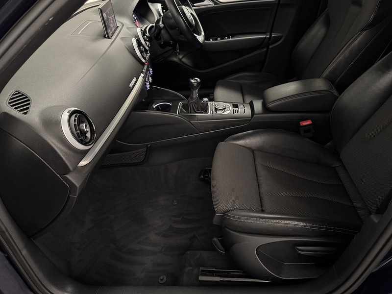 Audi A3 2.0 TDI S line Saloon 4dr Diesel Manual Euro 6 (s/s) (150 ps) - U623