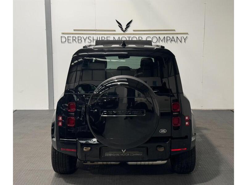 Land Rover Defender 110 3.0 D250 MHEV X-Dynamic SE SUV 5dr Diesel Auto 4WD Euro 6 (s/s) (250 ps) - U629