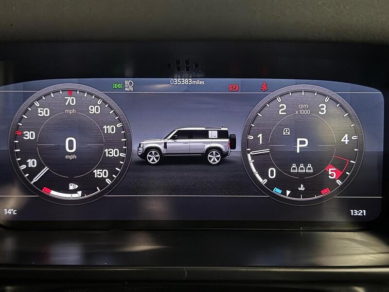 Land Rover Defender 110 3.0 D250 MHEV X-Dynamic SE SUV 5dr Diesel Auto 4WD Euro 6 (s/s) (250 ps) - U629