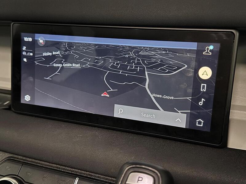 Land Rover Defender 110 3.0 D250 MHEV X-Dynamic SE SUV 5dr Diesel Auto 4WD Euro 6 (s/s) (250 ps) - U629