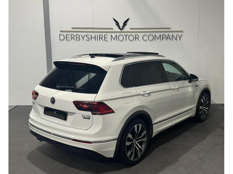 Volkswagen Tiguan 2.0 TDI BlueMotion Tech R-Line SUV 5dr Diesel DSG 4Motion Euro 6 (s/s) (150 ps) - U631