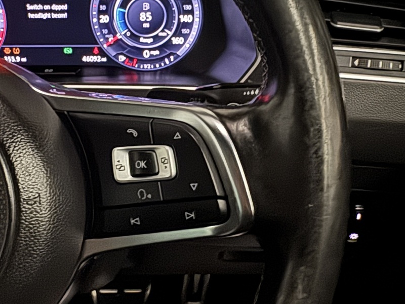 Volkswagen Tiguan 2.0 TDI BlueMotion Tech R-Line SUV 5dr Diesel DSG 4Motion Euro 6 (s/s) (150 ps) - U631