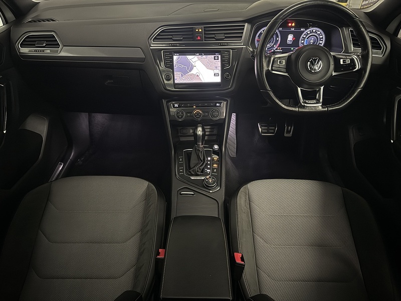 Volkswagen Tiguan 2.0 TDI BlueMotion Tech R-Line SUV 5dr Diesel DSG 4Motion Euro 6 (s/s) (150 ps) - U631