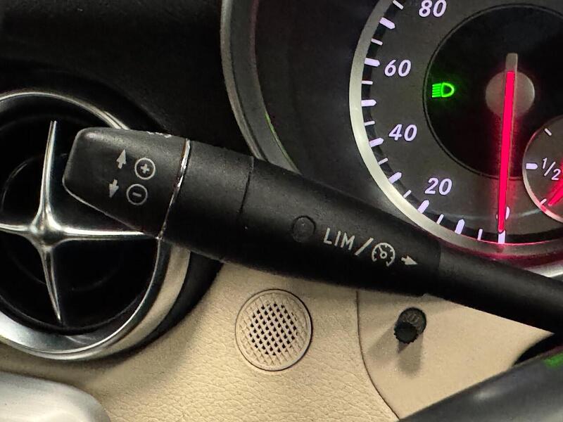 Mercedes-Benz SLK 1.8 SLK250 BlueEfficiency AMG Sport Edition 125 Convertible 2dr Petrol G-Tronic+ Euro 5 (s/s) (204 - U641